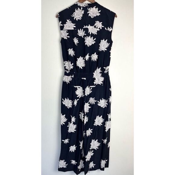 $425 VINCE FLORAL CHRYSANTHEMUM SLEEVELESS WIDE LEG CROP SILK JUMPSUIT IN BLACK - Picture 9 of 11